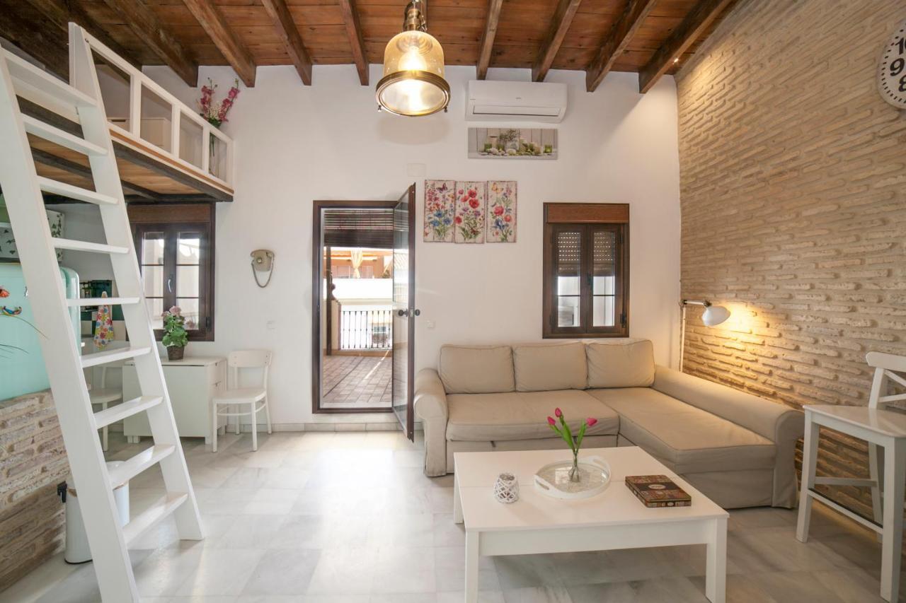 Alohamundi Castilla II Seville Luaran gambar