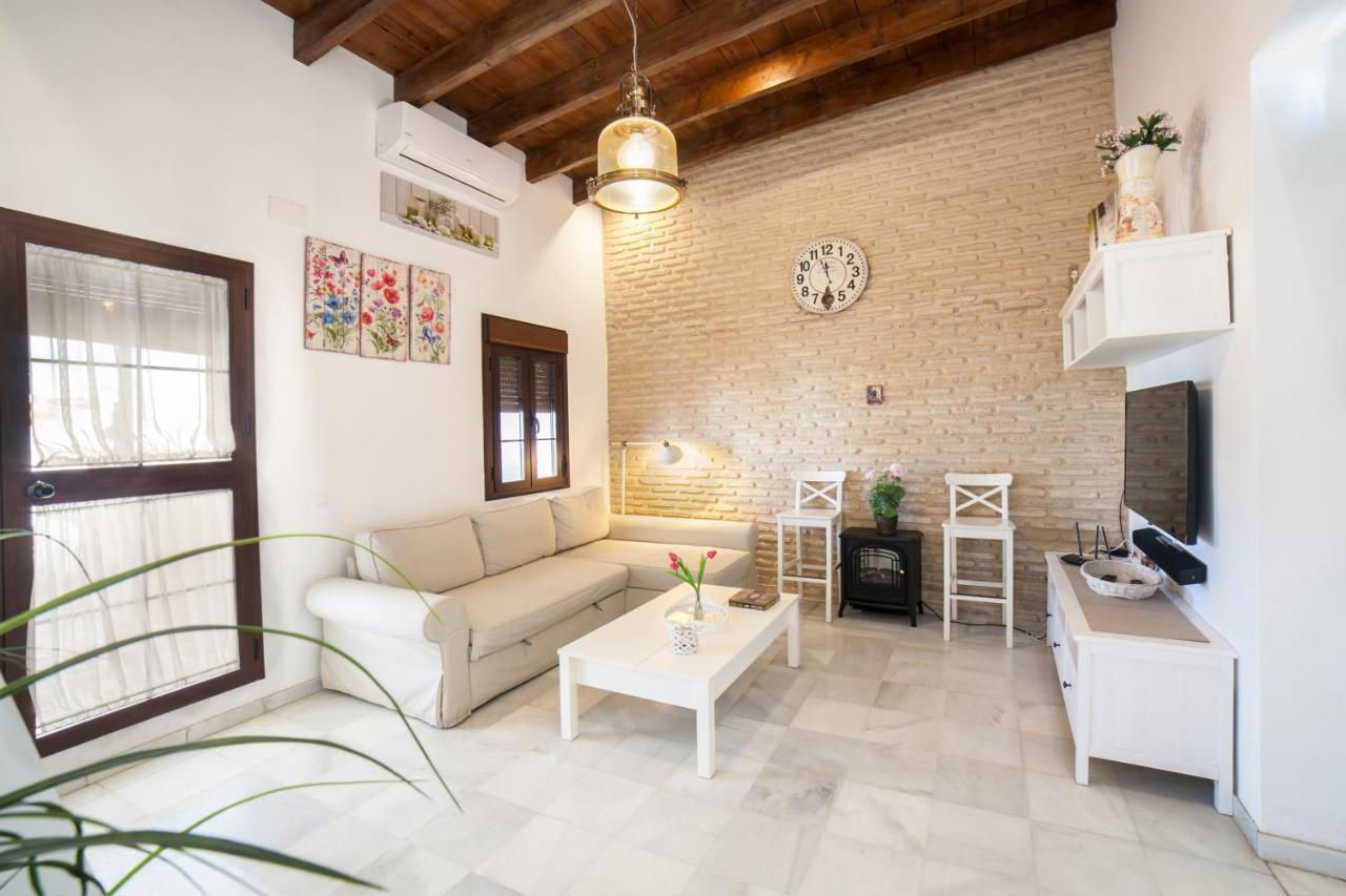 Alohamundi Castilla II Seville Luaran gambar