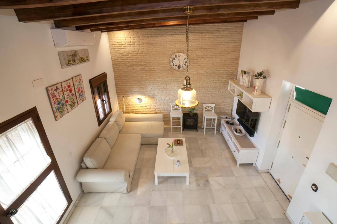 Alohamundi Castilla II Seville Luaran gambar